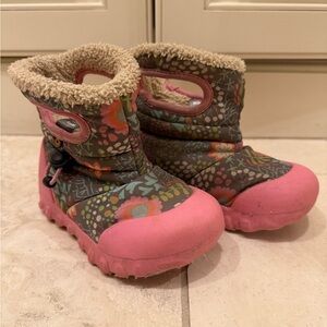 Pink Floral Water Resistant Insulated Toddler Winter Boot